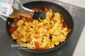 참기름 1/2 큰 술을 넣고 마무리합니다.