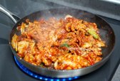 고기는 먼저 익혀주었기 때문에 나머지 재료가 익으면 완성입니다.