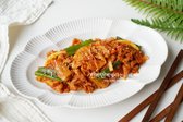 밥반찬으로 좋고, 담백한 두부를 곁들이면 술안주로도 잘 어울립니다. 김치 덕분에 느끼하지 않고 개운하며 구수한 맛이 깊어집니다.