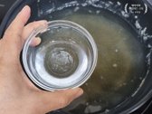 멸치육수에 양조간장, 국간장, 황설탕, 맛술, 물엿을 넣고 설탕이 녹도록 저어가며 팔팔 끓입니다.