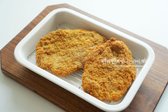 육즙이 퍼지도록 1분 정도 체망에 올려 줍니다.