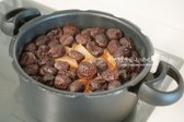1시간 끓인 뒤 10분 정도 뜸을 들이면, 대추와 배, 생강의 맛이 푹 우러난 진한 차가 완성됩니다.