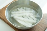 분모자는 물에 잠시 담갔다 낱개로 분리해 줍니다.