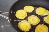 앞뒤로 노릇하게 뒤집어 구워줍니다.
