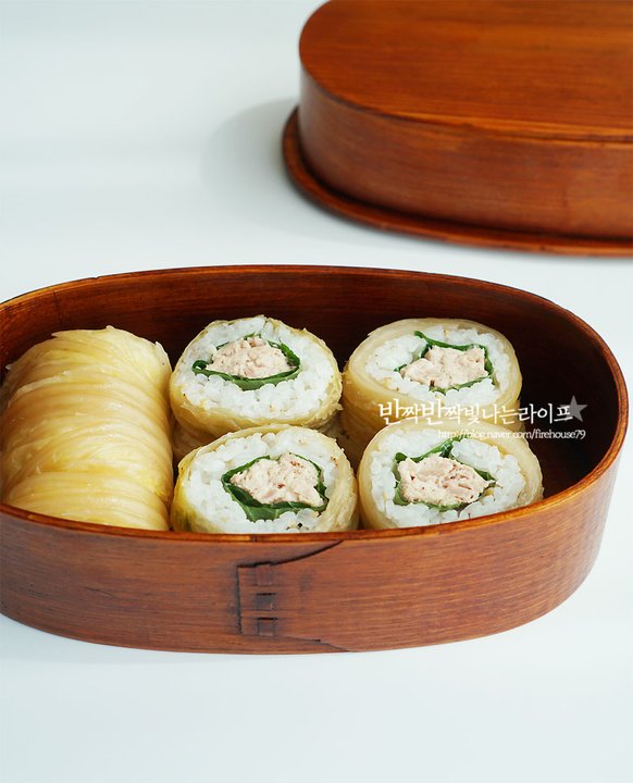 입맛 돋우는 묵은지김밥 레시피 2인분 25분 완성 평점 4.9점(49) 레시피 이미지 - 1