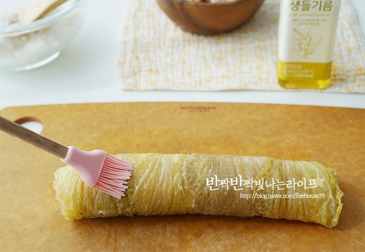 입맛 돋우는 묵은지김밥 레시피 2인분 25분 완성 평점 4.9점(49) 레시피 이미지 - 10