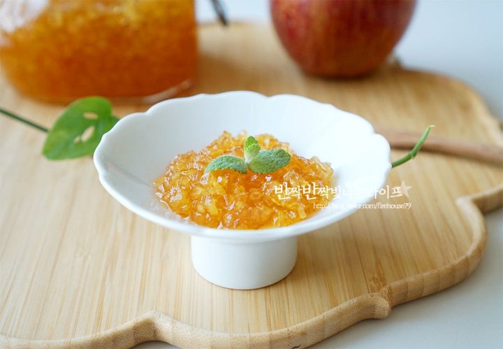 달달한 사과잼 사과쨈 사과조림 레시피 5인분 40분 완성 평점 4.9점(44) 레시피 이미지 - 1