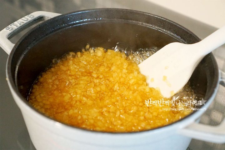 달달한 사과잼 사과쨈 사과조림 레시피 5인분 40분 완성 평점 4.9점(44) 레시피 이미지 - 9