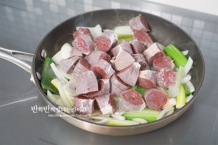 백종원의 쫄깃한 백순대볶음 레시피 4인분 1시간 10분 완성 평점 5.0점(53) 레시피 이미지 - 8