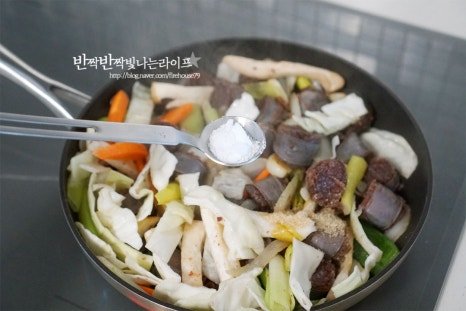 백종원의 쫄깃한 백순대볶음 레시피 4인분 1시간 10분 완성 평점 5.0점(53) 레시피 이미지 - 10