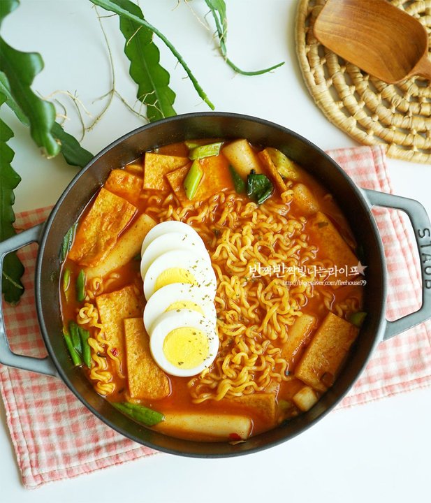 백종원의 야식으로 즐길 수 있는 라볶이 레시피 2인분 20분 완성 평점 4.8점(58) 레시피 이미지 - 1