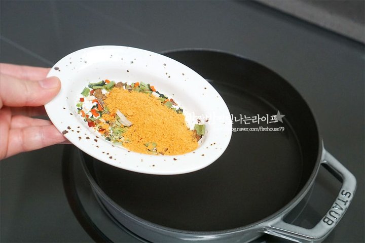 백종원의 야식으로 즐길 수 있는 라볶이 레시피 2인분 20분 완성 평점 4.8점(58) 레시피 이미지 - 3