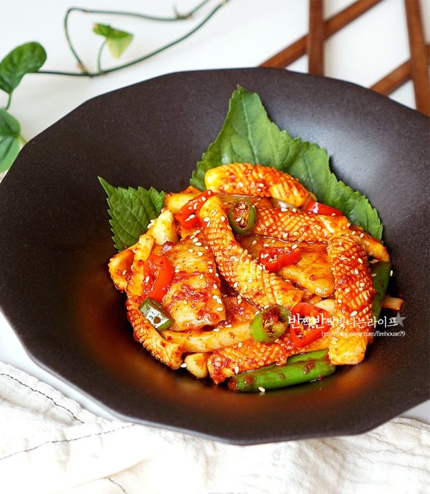 두 가지 모두 맛볼 수 있는 백종원의 오삼불고기 레시피 2인분 40분 완성 평점 4.8점(42) 레시피 이미지 - 1