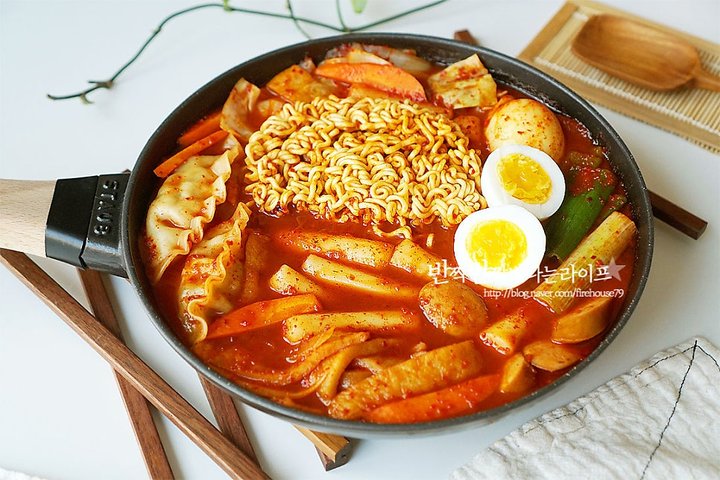 매콤달콤 백종원 즉석떡볶이 황금 레시피 4인분 40분 완성 평점 4.9점(71) 레시피 이미지 - 1