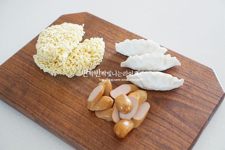 매콤달콤 백종원 즉석떡볶이 황금 레시피 4인분 40분 완성 평점 4.9점(71) 레시피 이미지 - 6