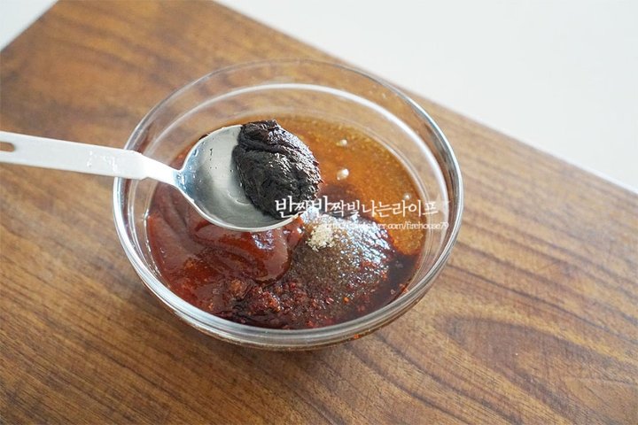 매콤달콤 백종원 즉석떡볶이 황금 레시피 4인분 40분 완성 평점 4.9점(71) 레시피 이미지 - 7
