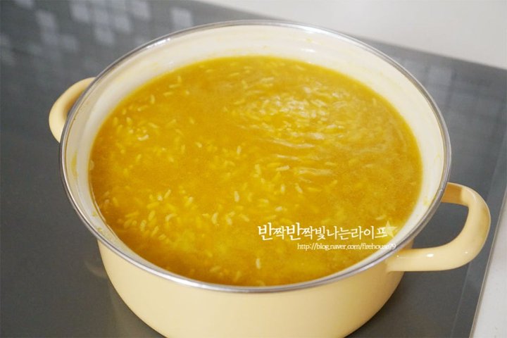 색도 곱고 맛도 좋은 단호박식혜 레시피 4인분 6시간 45분 완성 평점 4.9점(84) 레시피 이미지 - 15