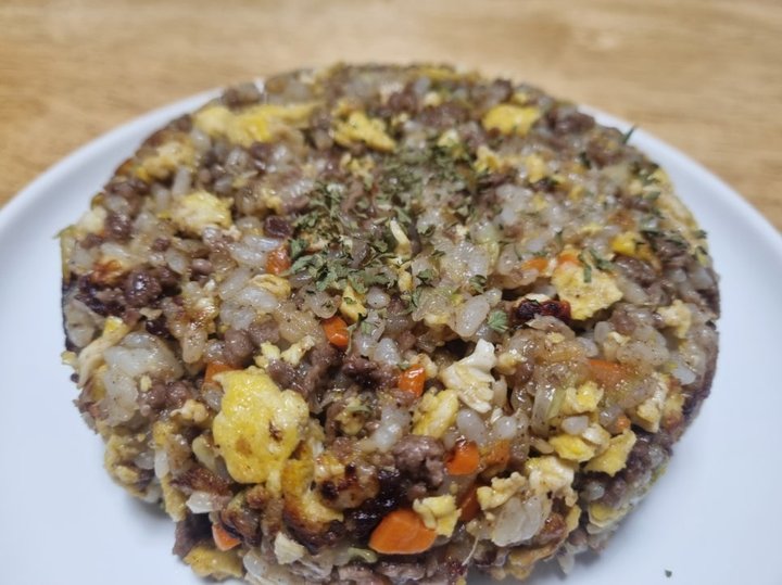 고소한 소고기 달걀볶음밥 계란볶음밥 레시피 1인분 20분 완성 평점 4.6점(70) 레시피 이미지 - 1