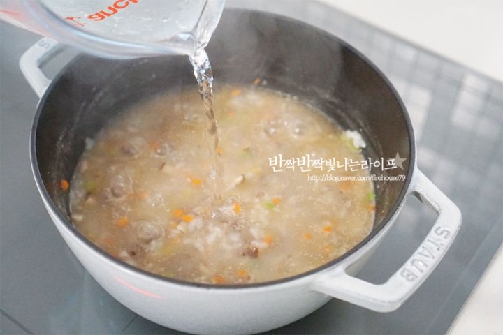 영양 가득 소고기죽 소고기야채죽 레시피 3인분 30분 완성 평점 5.0점(97) 레시피 이미지 - 6
