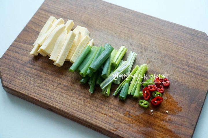 매콤한 치즈 닭갈비 레시피 3인분 50분 완성 평점 4.8점(22) 레시피 이미지 - 6