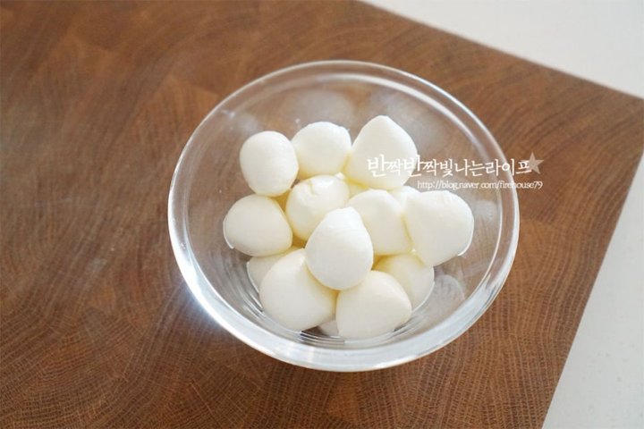 산뜻한 방울토마토 카프레제 샐러드 레시피 2인분 20분 완성 평점 5.0점(24) 레시피 이미지 - 4