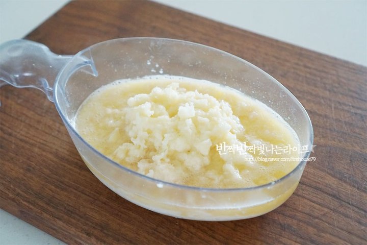 쫀득쫀득하고 구수한 감자옹심이 레시피 2인분 1시간 완성 평점 4.7점(89) 레시피 이미지 - 4