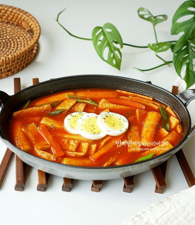 누구나 좋아하는 쫄깃한 국물떡볶이 레시피 2인분 30분 완성 평점 4.9점(43) 레시피 이미지 - 10