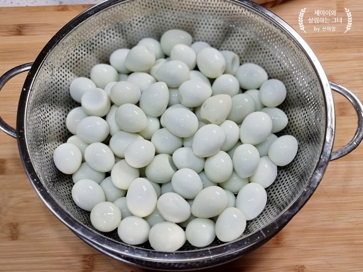 단짠단짠 꽈리고추 메추리알 장조림 레시피 4인분 30분 완성 평점 5.0점(29) 레시피 이미지 - 4