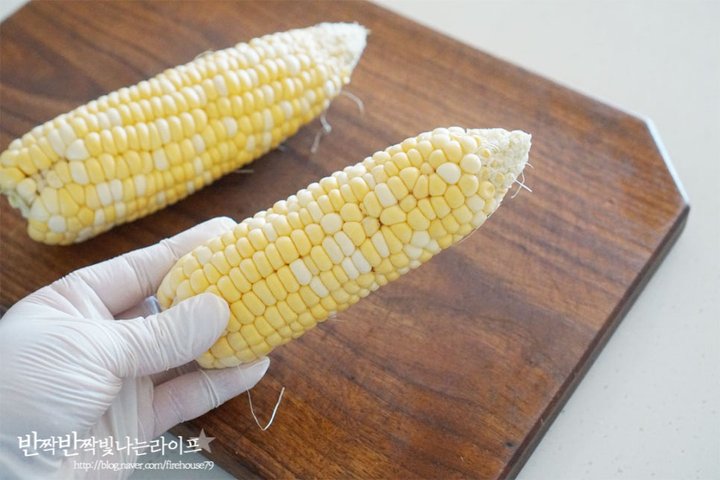 달콤한 초당옥수수 버터구이 마약옥수수 레시피 2인분 30분 완성 평점 4.7점(41) 레시피 이미지 - 2