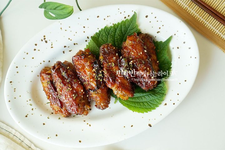 콜라겐이 풍부한 고소한 닭날개조림 레시피 2인분 1시간 완성 평점 4.9점(19) 레시피 이미지 - 10