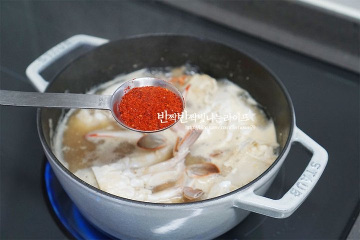 시원한 꽃게 된장찌개 꽃게찌개 레시피 4인분 45분 완성 평점 5.0점(36) 레시피 이미지 - 11