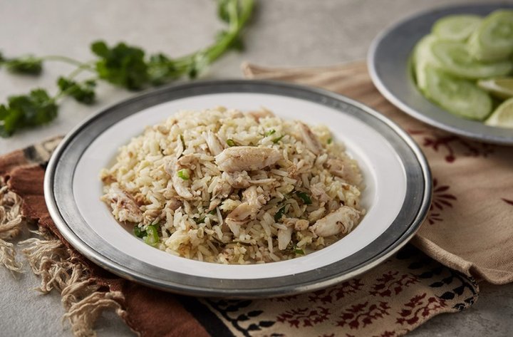 부드럽고 향긋한 태국식 게살 볶음밥 레시피 2인분 20분 완성 평점 4.8점(12) 레시피 이미지 - 1