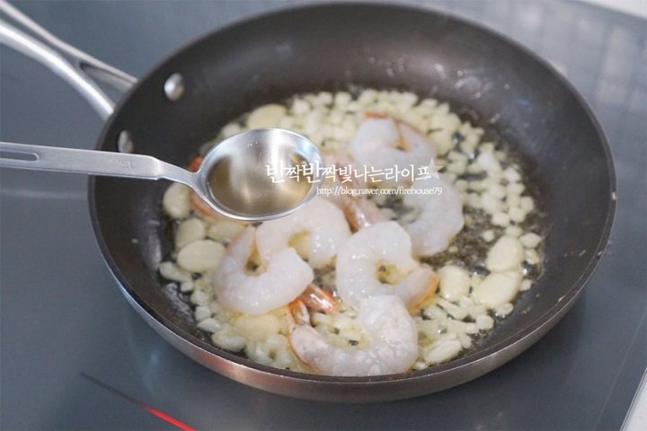 부드럽고 깊은 로제파스타 레시피 2인분 25분 완성 평점 4.9점(42) 레시피 이미지 - 8