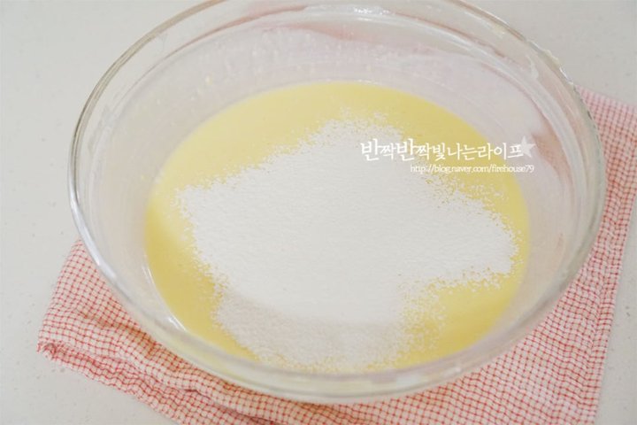 꾸덕하고 스모키한 바스크치즈케이크 레시피 2인분 1시간 완성 평점 4.8점(81) 레시피 이미지 - 5