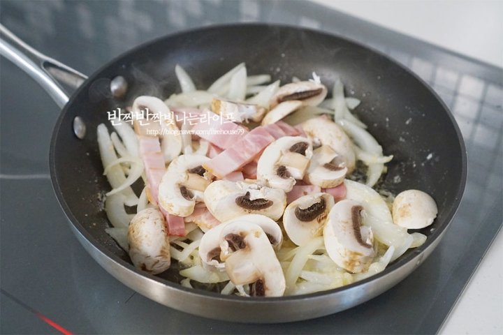 부드러운 이탈리아 전통 감자뇨끼 레시피 2인분 1시간 5분 완성 평점 5.0점(52) 레시피 이미지 - 12