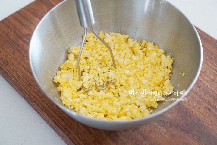 바삭바삭 담백한 생선까스 레시피 3인분 35분 완성 평점 5.0점(80) 레시피 이미지 - 12