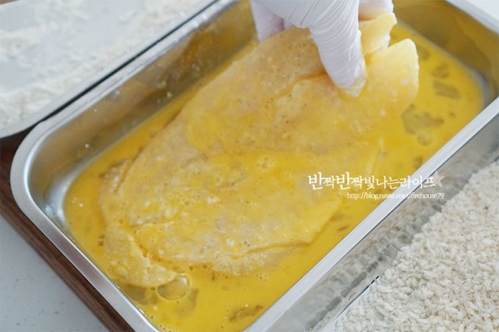 바삭바삭 담백한 생선까스 레시피 3인분 35분 완성 평점 5.0점(80) 레시피 이미지 - 6