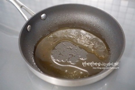 바삭한 고구마맛탕 고구마빠스 레시피 3인분 30분 완성 평점 5.0점(24) 레시피 이미지 - 10