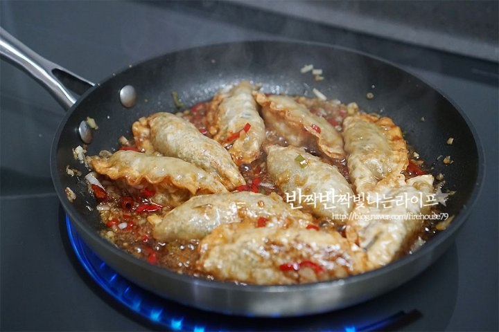 중화풍의 바삭바삭한 깐풍만두 레시피 2인분 45분 완성 평점 4.7점(73) 레시피 이미지 - 11