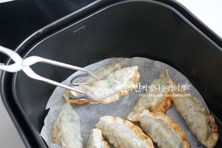중화풍의 바삭바삭한 깐풍만두 레시피 2인분 45분 완성 평점 4.7점(73) 레시피 이미지 - 4