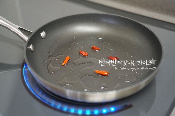 중화풍의 바삭바삭한 깐풍만두 레시피 2인분 45분 완성 평점 4.7점(73) 레시피 이미지 - 7