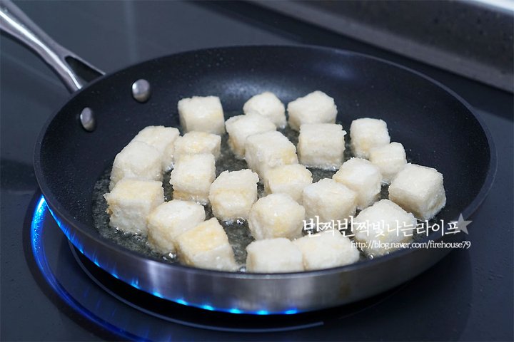 맛과 건강 모두 잡은 두부 강정 1인분 30분 완성 평점 5.0점(58) 레시피 이미지 - 5