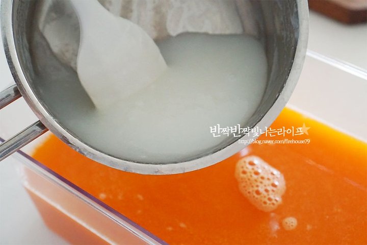 아삭한 식감의 얼갈이열무물김치 레시피 8인분 1시간 20분 완성 평점 4.7점(18) 레시피 이미지 - 16