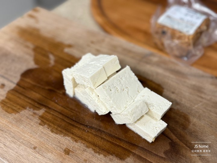 칼칼한 백종원 청국장 김치청국장찌개 레시피 3인분 30분 완성 평점 4.9점(54) 레시피 이미지 - 4