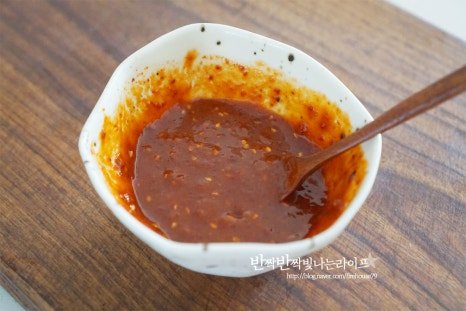 맛과 식감이 훌륭한 비빔만두 레시피 3인분 25분 완성 평점 5.0점(52) 레시피 이미지 - 6