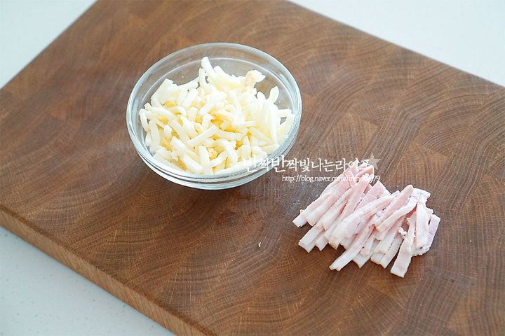 간단한 아이들 간식 계란빵 레시피 3인분 15분 완성 평점 5.0점(42) 레시피 이미지 - 3