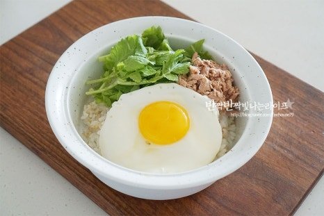 간단하게 쓱쓱 비벼 먹는 열무비빔밥 레시피 2인분 20분 완성 평점 5.0점(96) 레시피 이미지 - 7