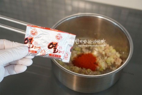 간단한 한 끼 식사인 순두부열라면 레시피 1인분 15분 완성 평점 4.7점(48) 레시피 이미지 - 6