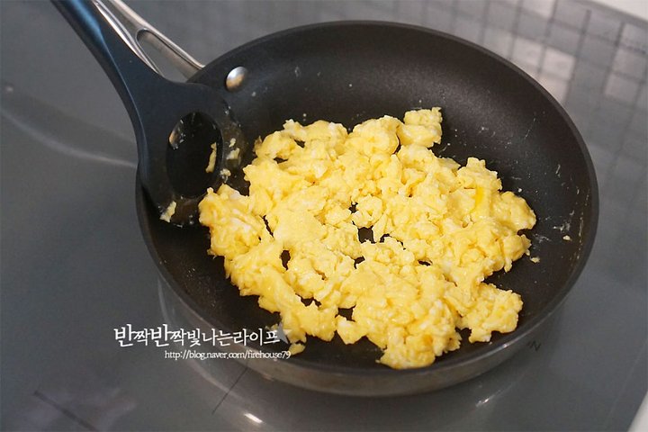 든든한 초간단 스팸마요덮밥 레시피 2인분 30분 완성 평점 4.7점(64) 레시피 이미지 - 5