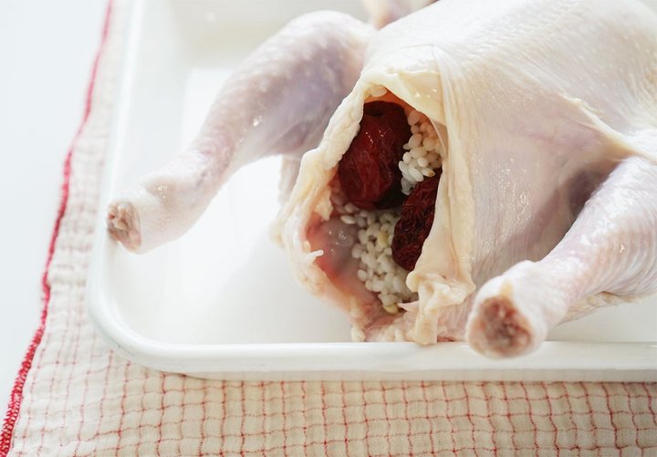 원기회복을 도와주는 녹두삼계탕 레시피 4인분 5시간 완성 평점 4.7점(19) 레시피 이미지 - 5